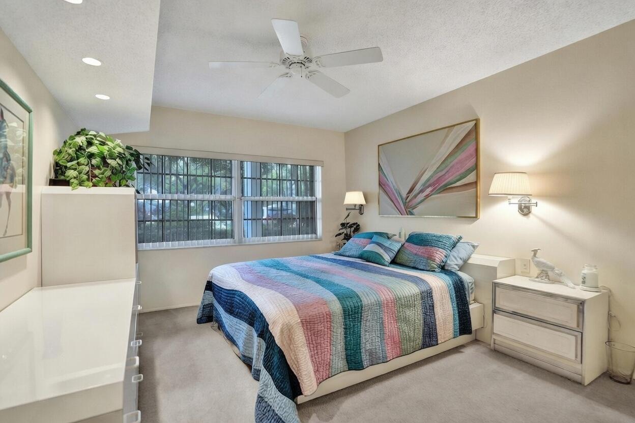 NO 93 PALM-AIRE COUNTRY CLUB - Residential