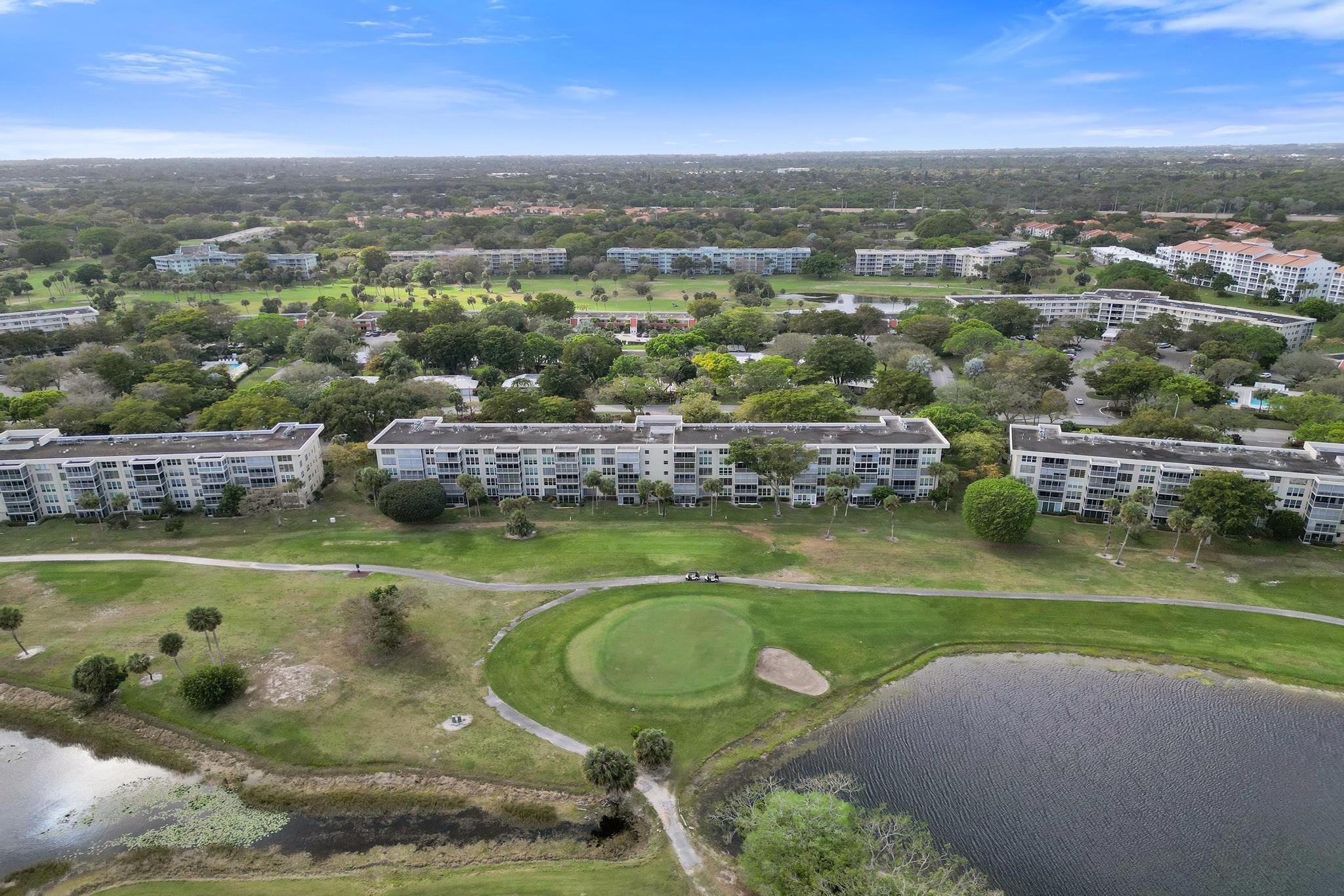 NO 93 PALM-AIRE COUNTRY CLUB - Residential