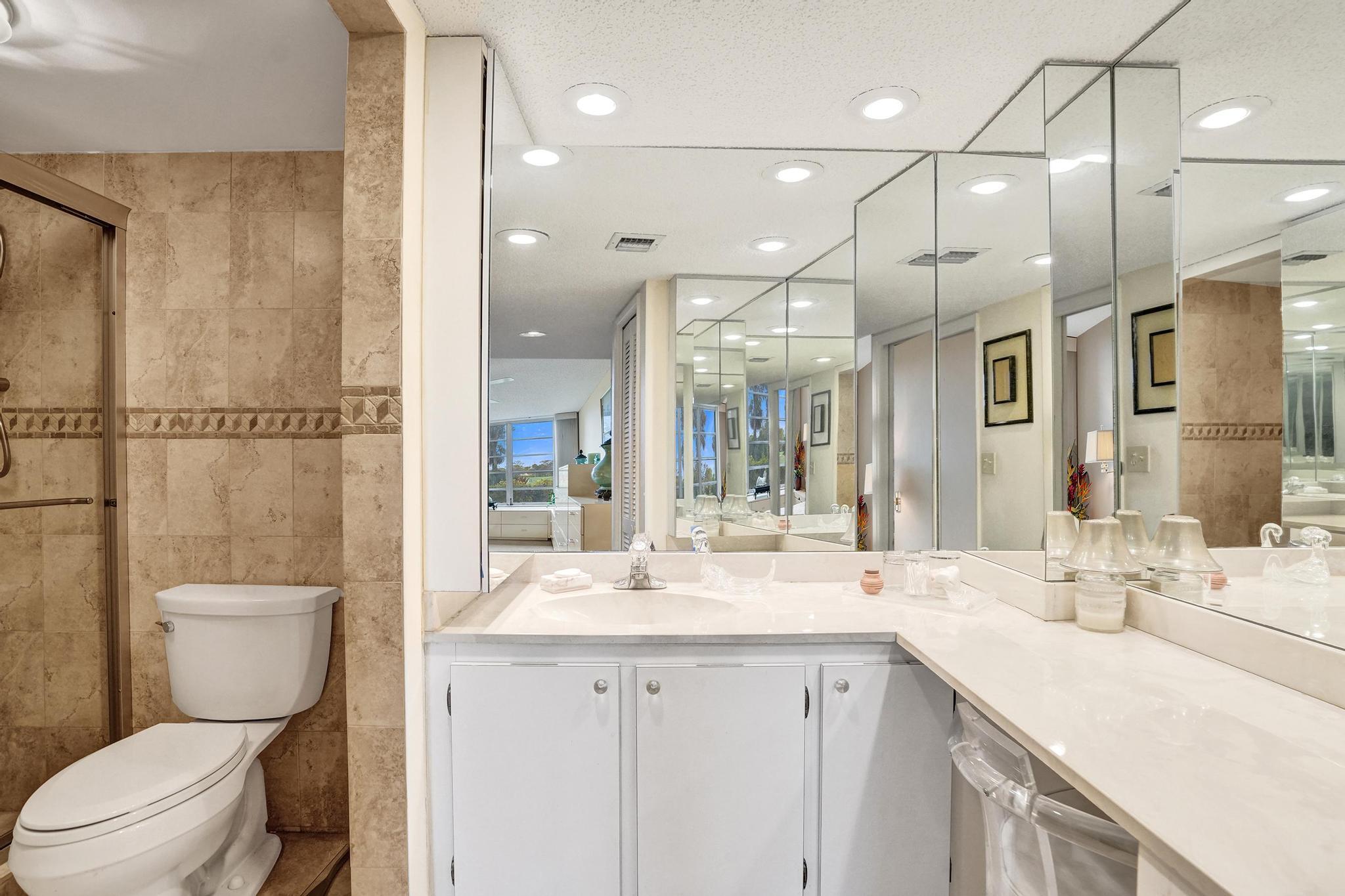 NO 93 PALM-AIRE COUNTRY CLUB - Residential