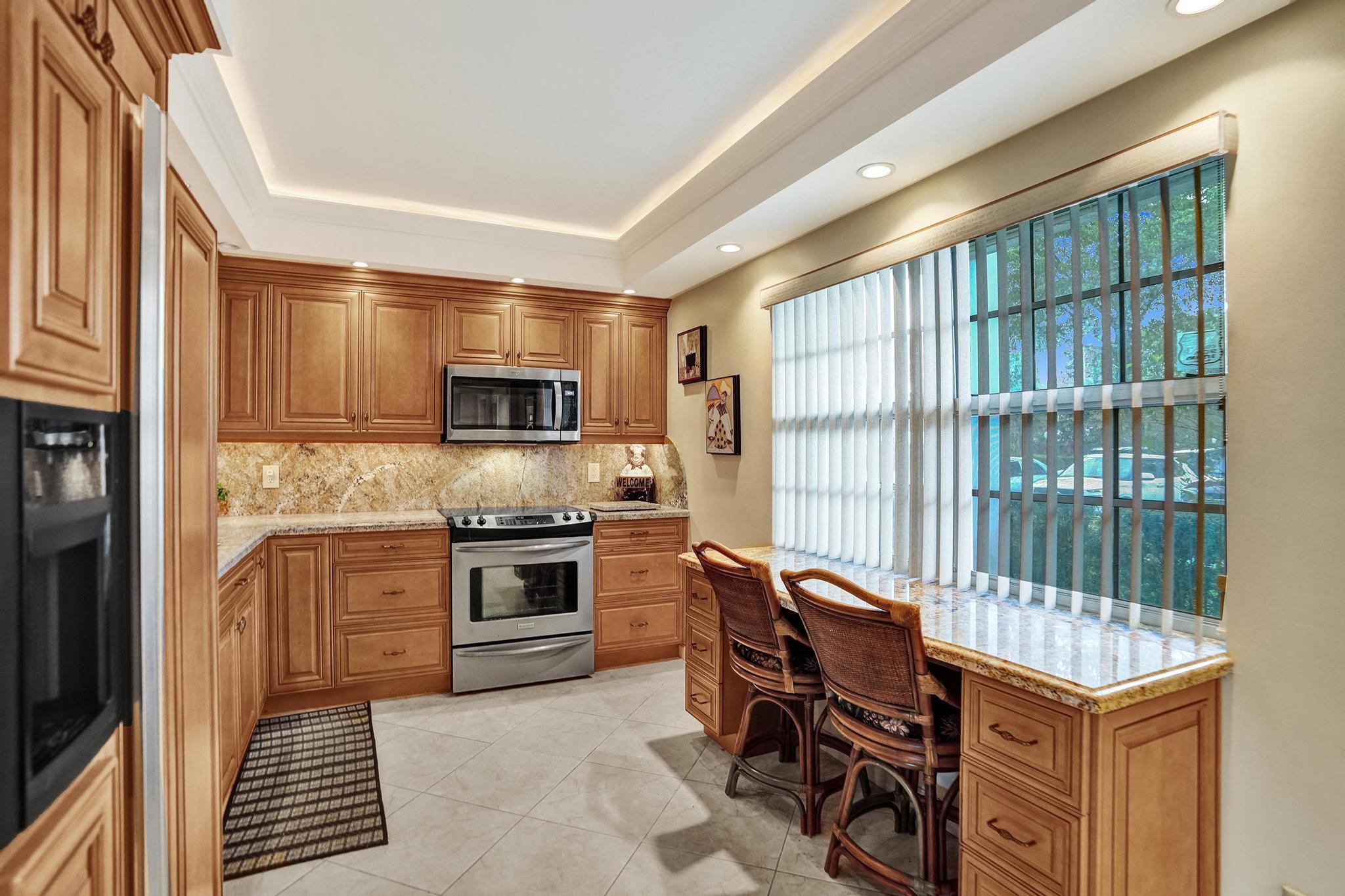 NO 93 PALM-AIRE COUNTRY CLUB - Residential