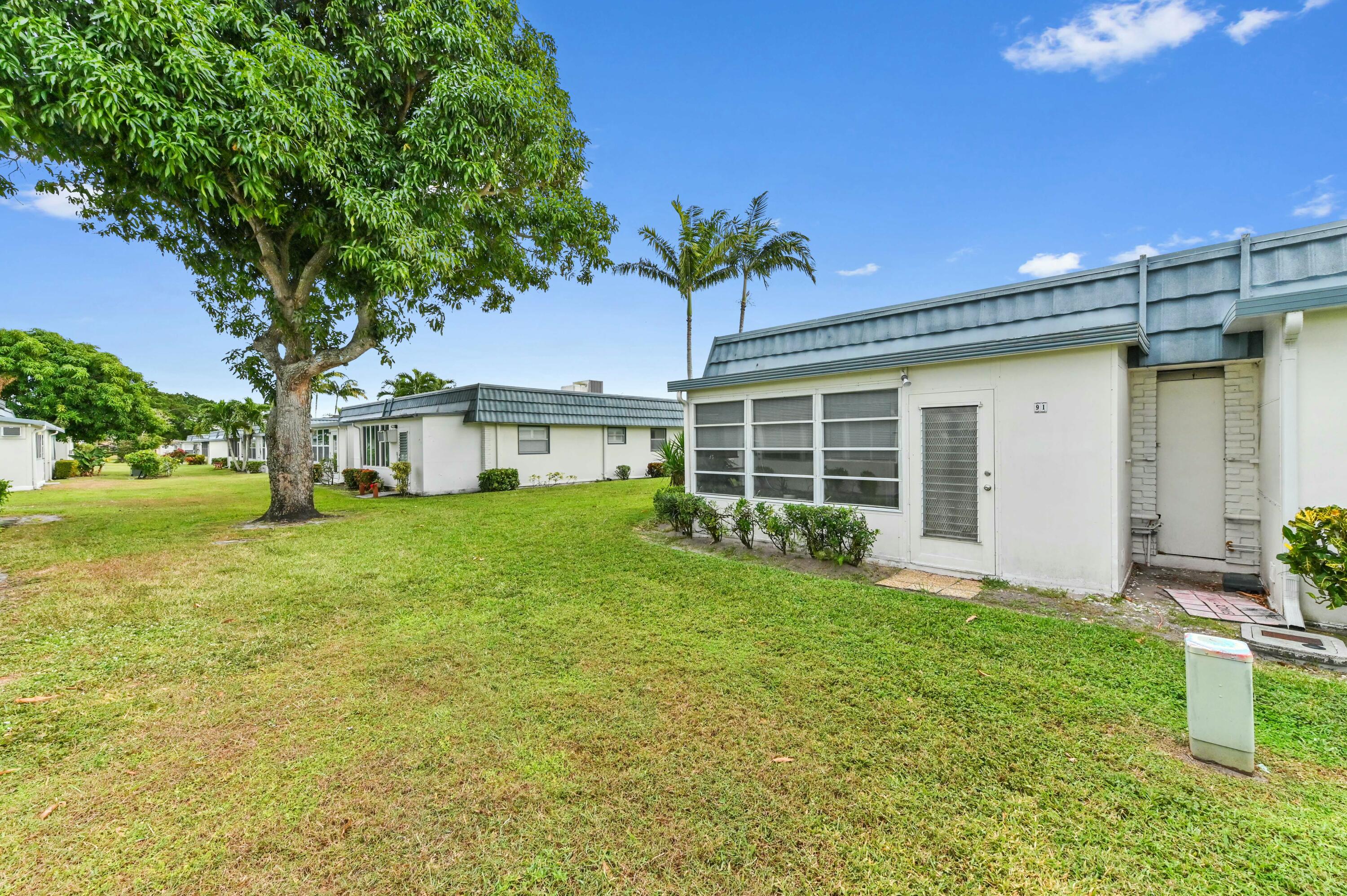 KINGS POINT WATERFORD CONDOS - Residential Lease