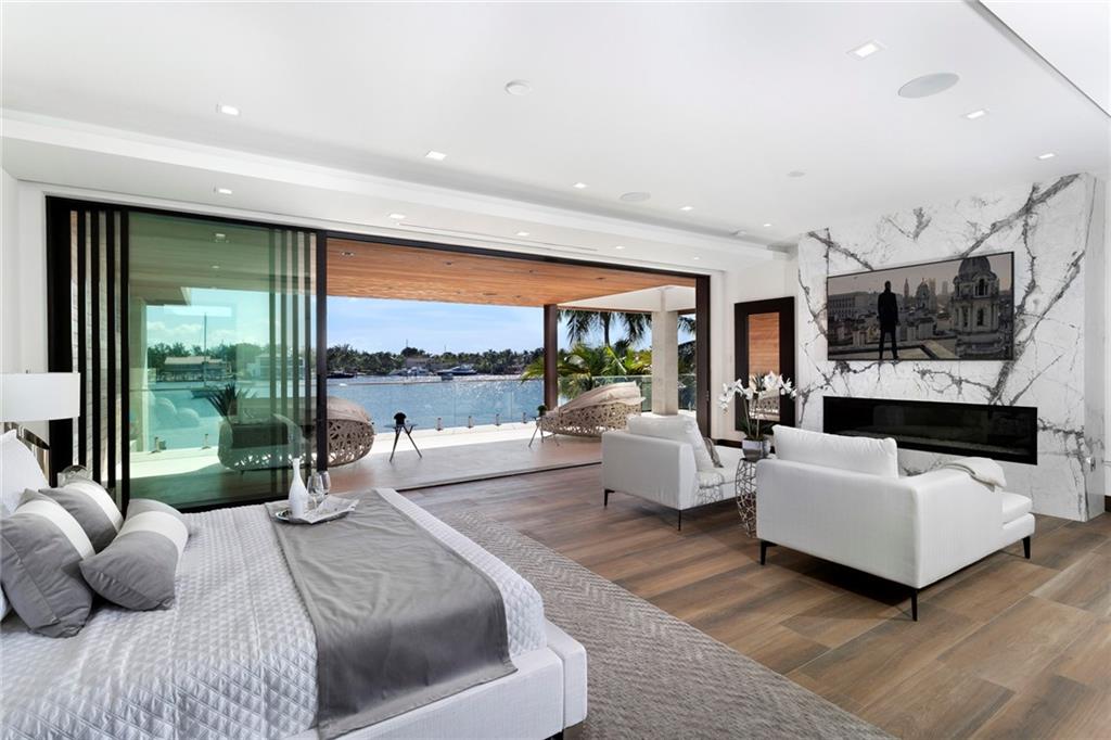 Lucille Island 37-19 B - Residential