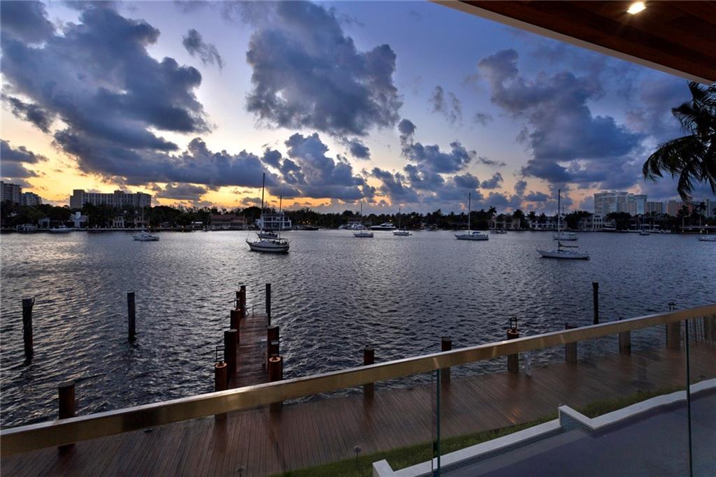 Lucille Island 37-19 B - Residential