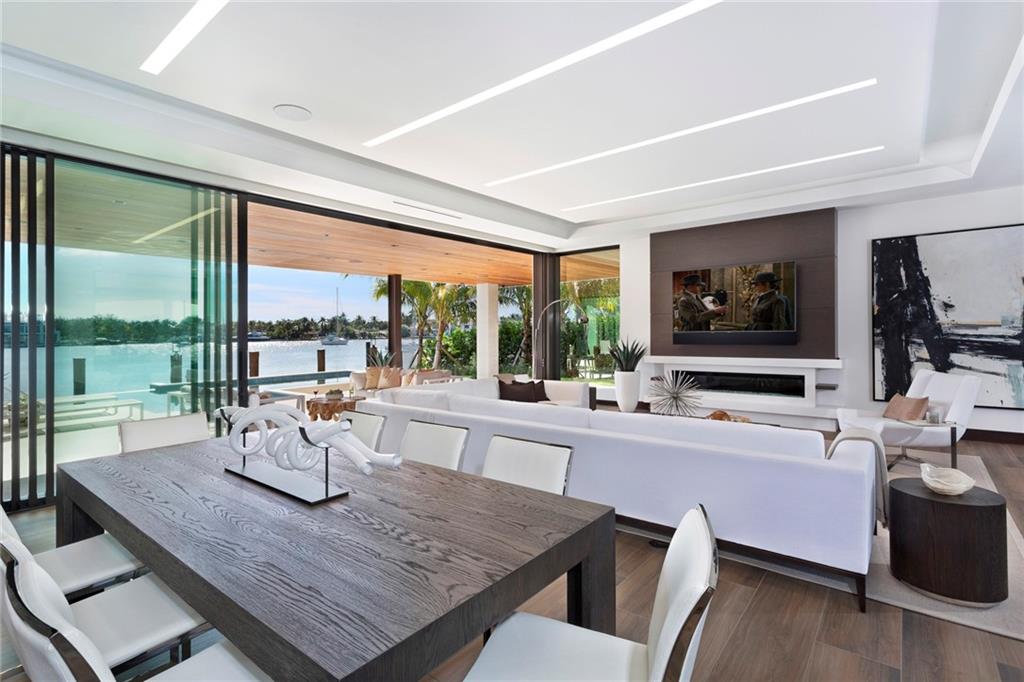 Lucille Island 37-19 B - Residential