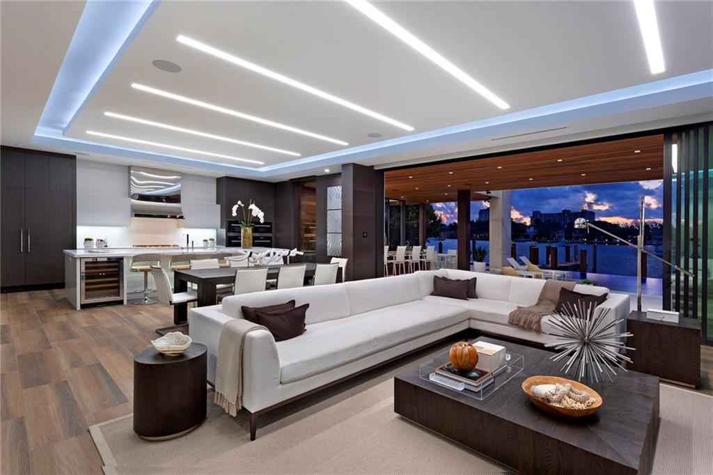 Lucille Island 37-19 B - Residential