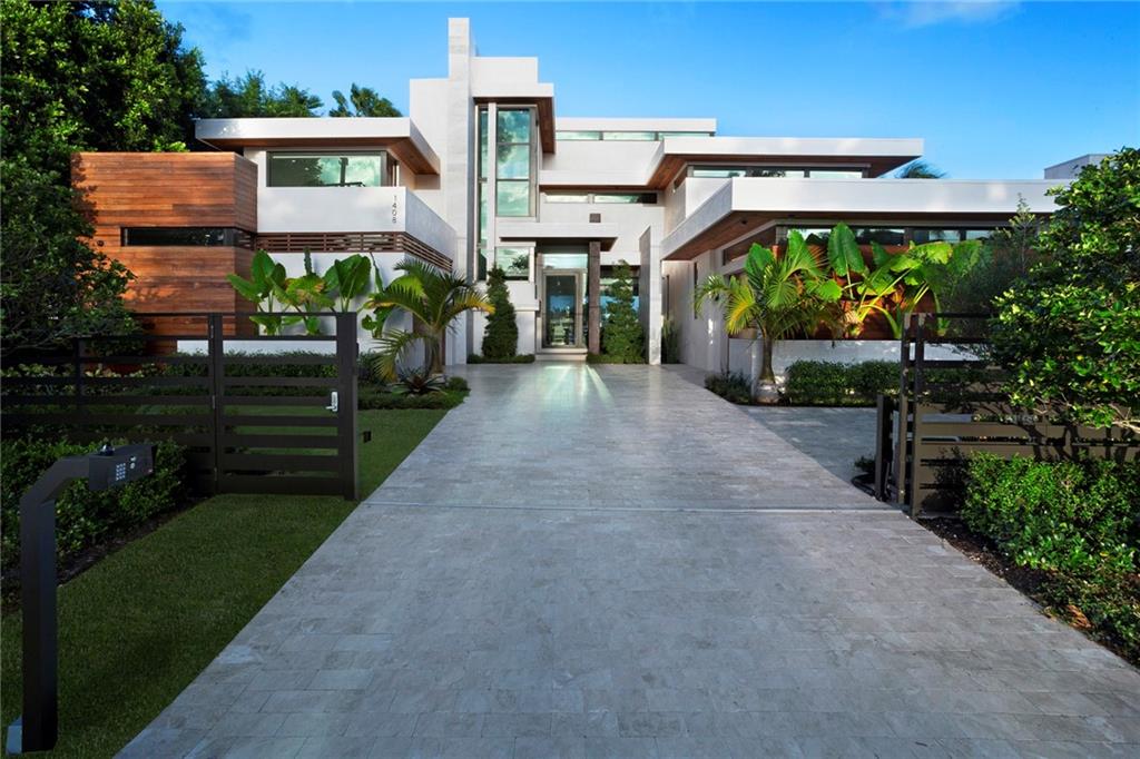 Lucille Island 37-19 B - Residential