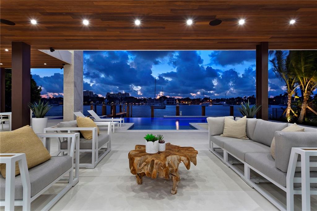 Lucille Island 37-19 B - Residential