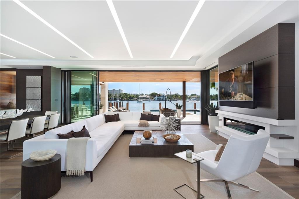 Lucille Island 37-19 B - Residential