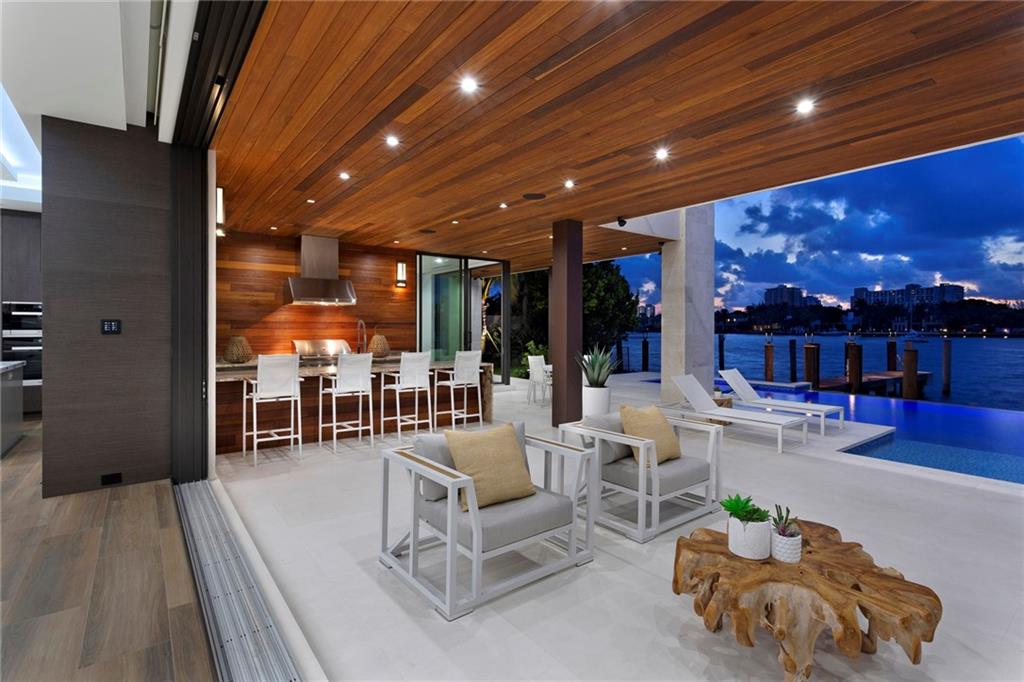 Lucille Island 37-19 B - Residential