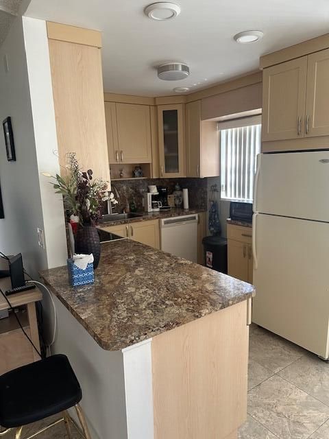 98 Dorset C Boca Raton FL 33434