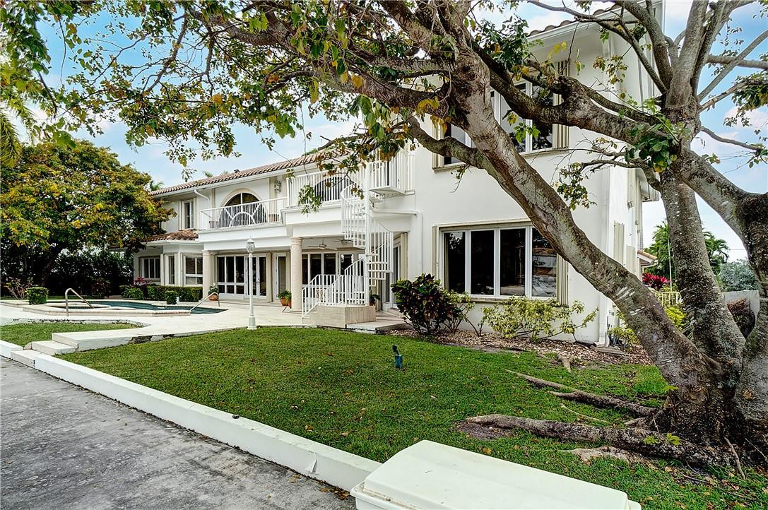 CORAL ISLES - Residential