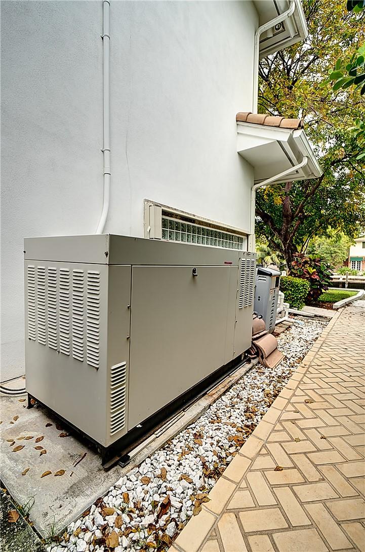 CORAL ISLES - Residential