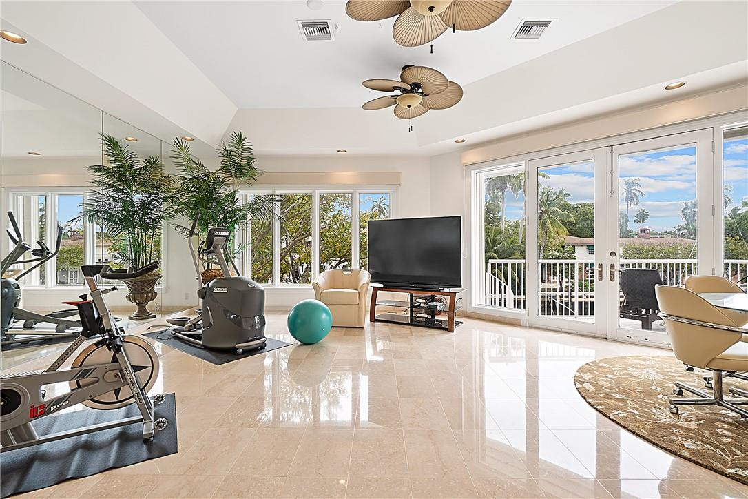 CORAL ISLES - Residential