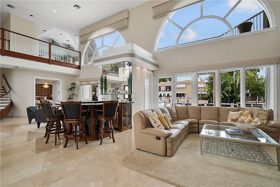 CORAL ISLES - Residential