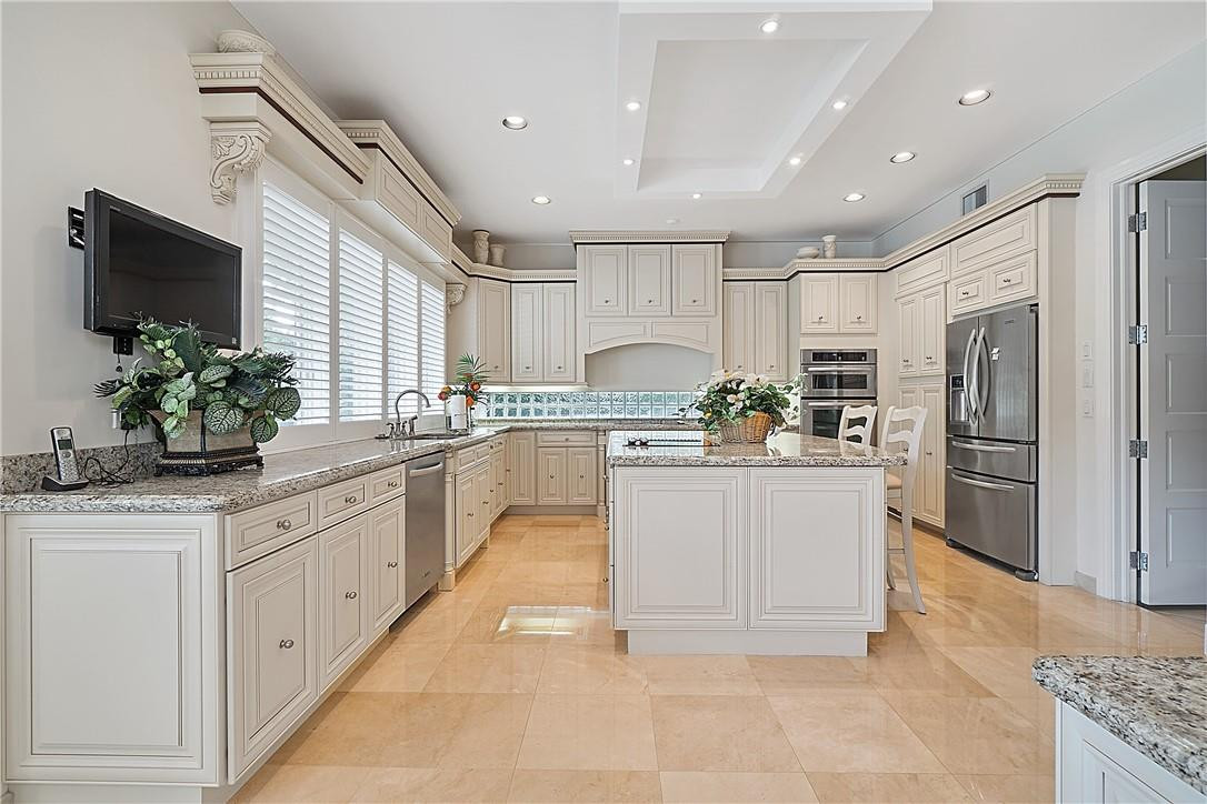 CORAL ISLES - Residential