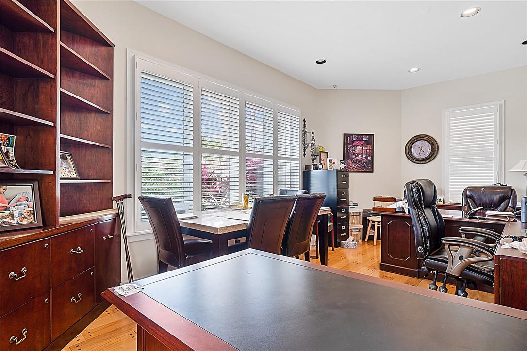 CORAL ISLES - Residential