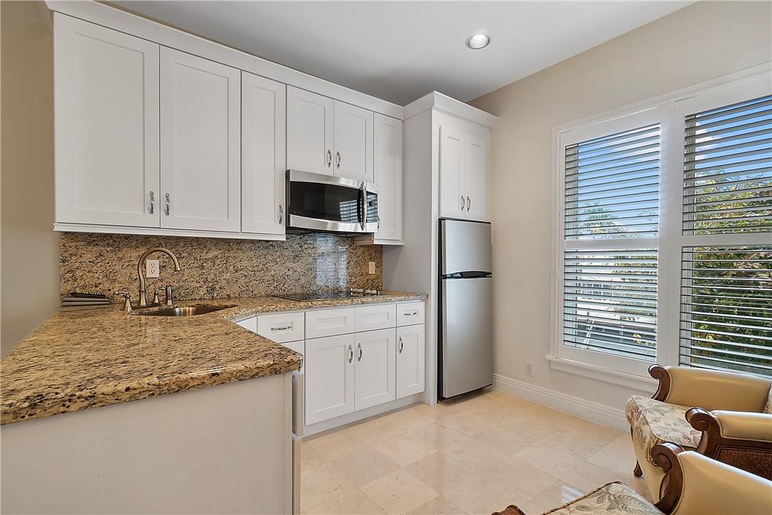 CORAL ISLES - Residential