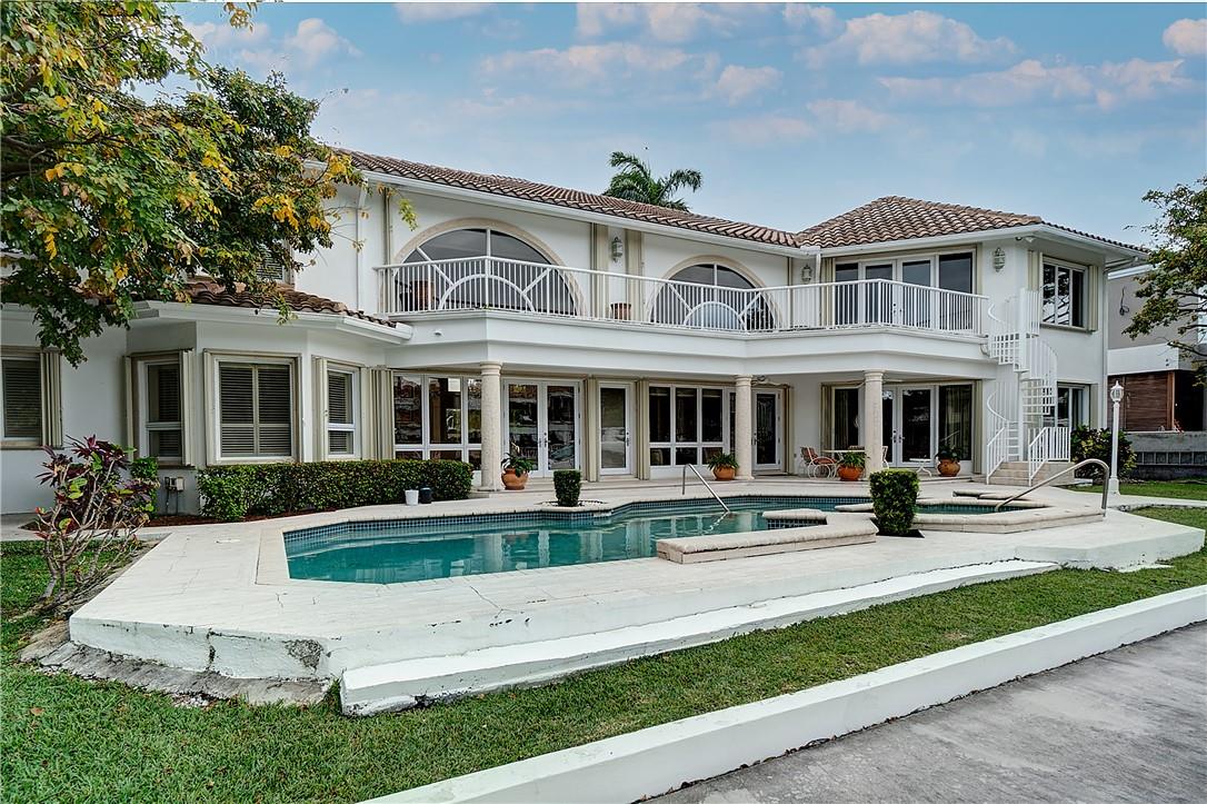 CORAL ISLES - Residential