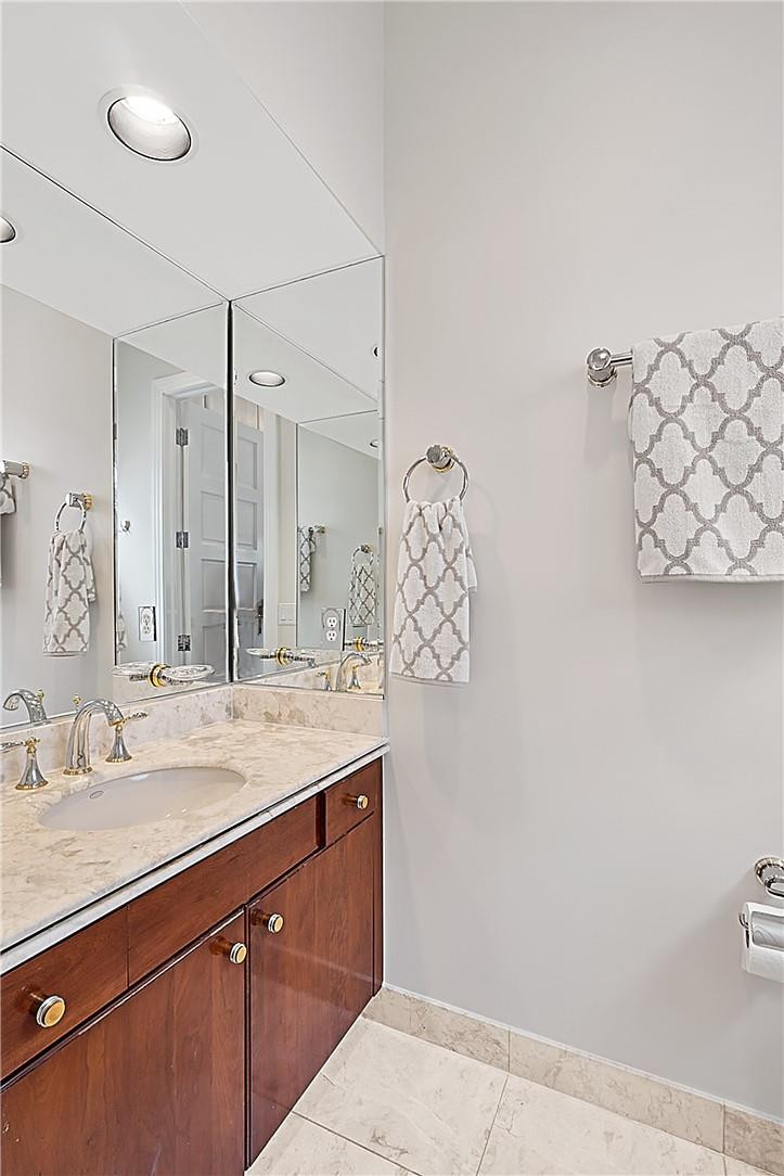 CORAL ISLES - Residential