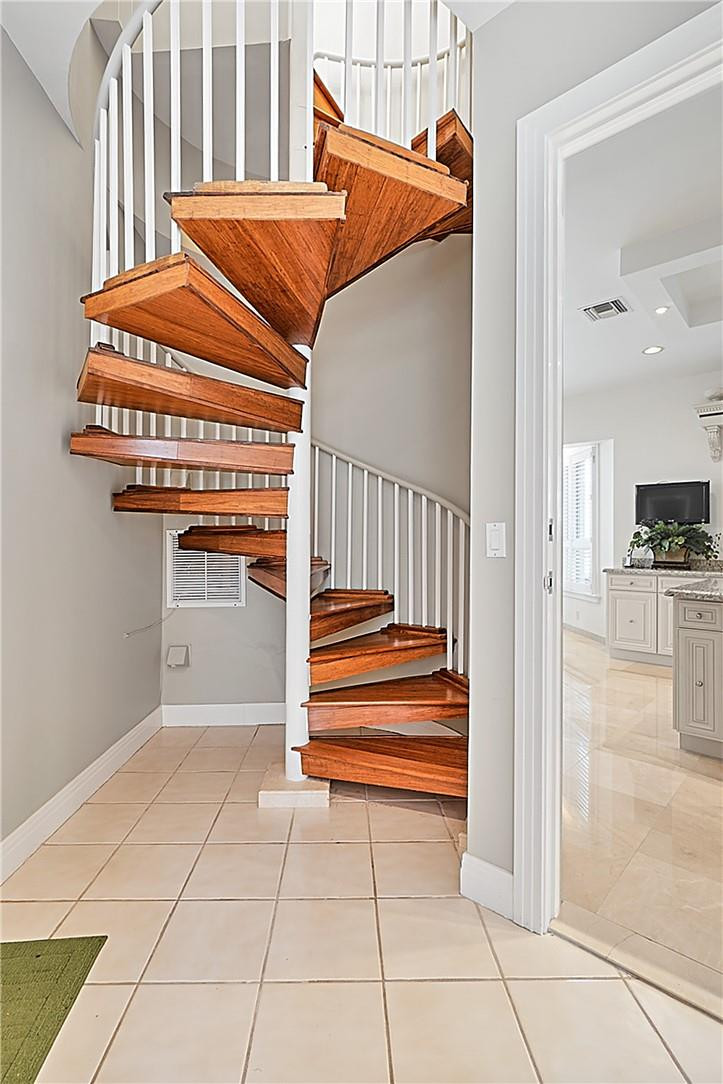 CORAL ISLES - Residential