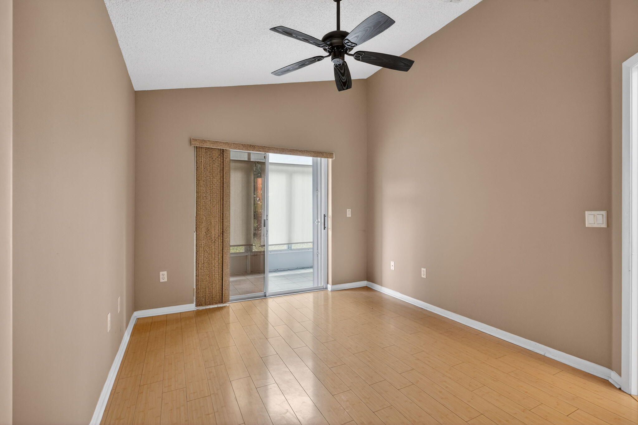 KINGS ISLE PHASE III - Residential