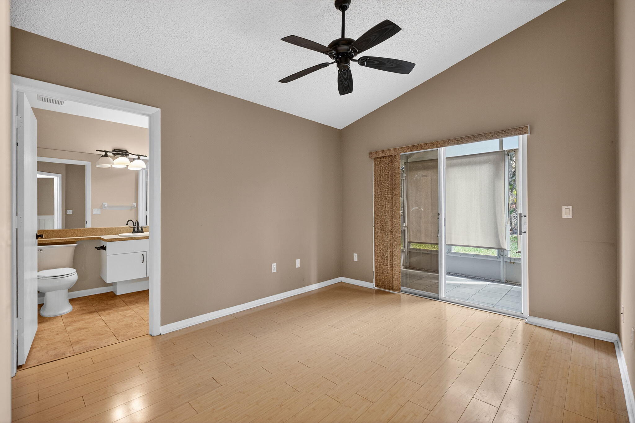 KINGS ISLE PHASE III - Residential