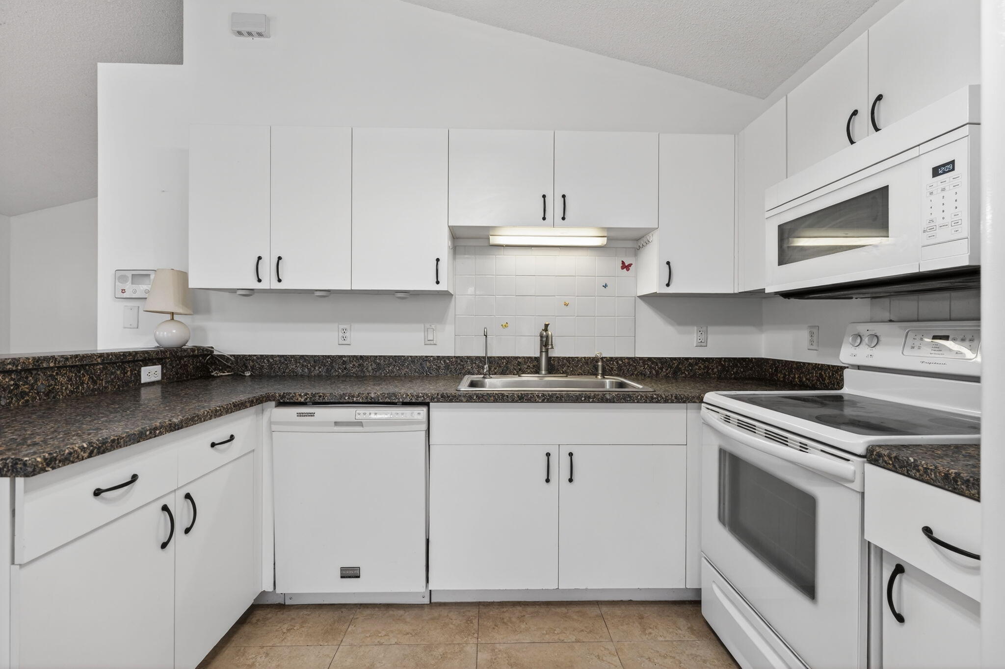 KINGS ISLE PHASE III - Residential