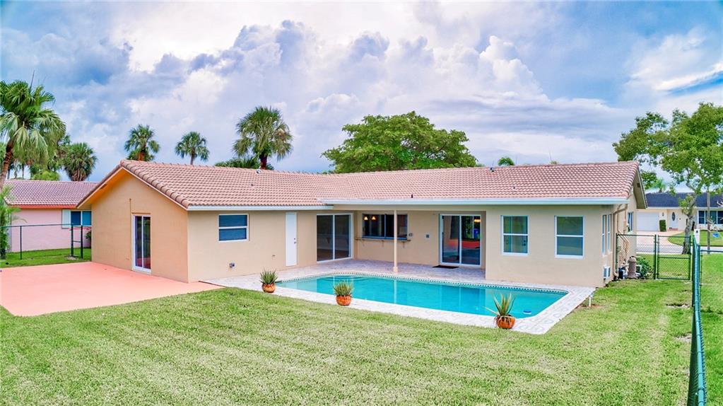 RAMBLEWOOD - Residential