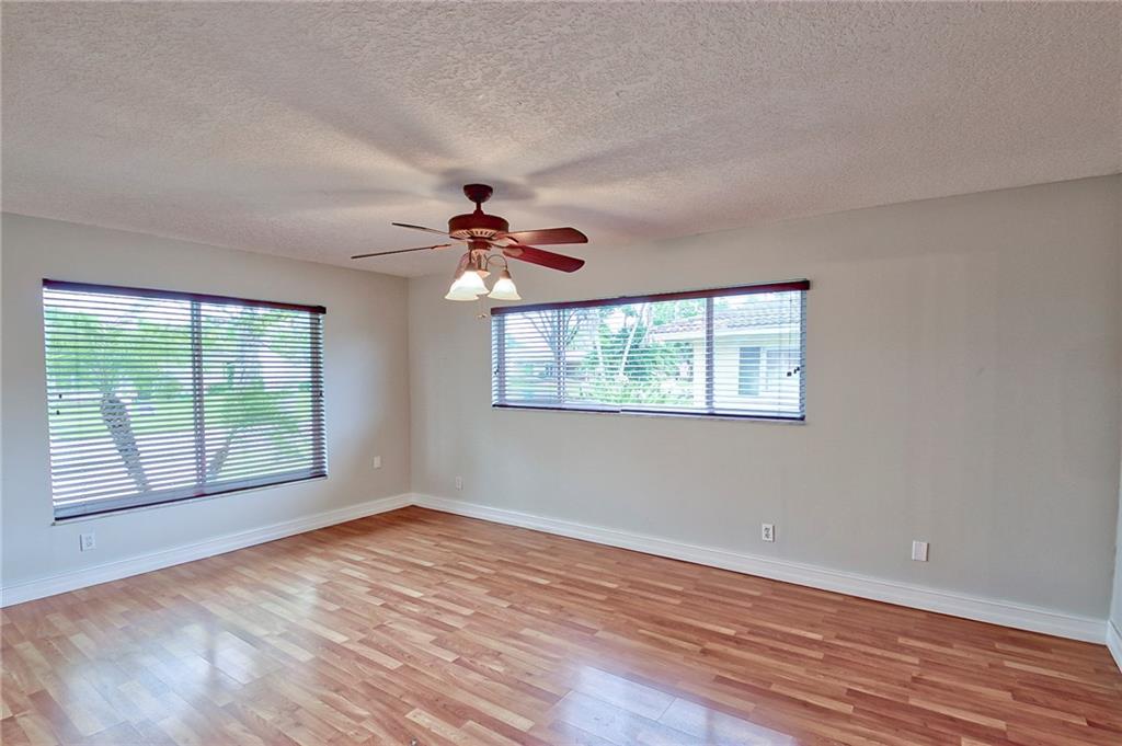 RAMBLEWOOD - Residential