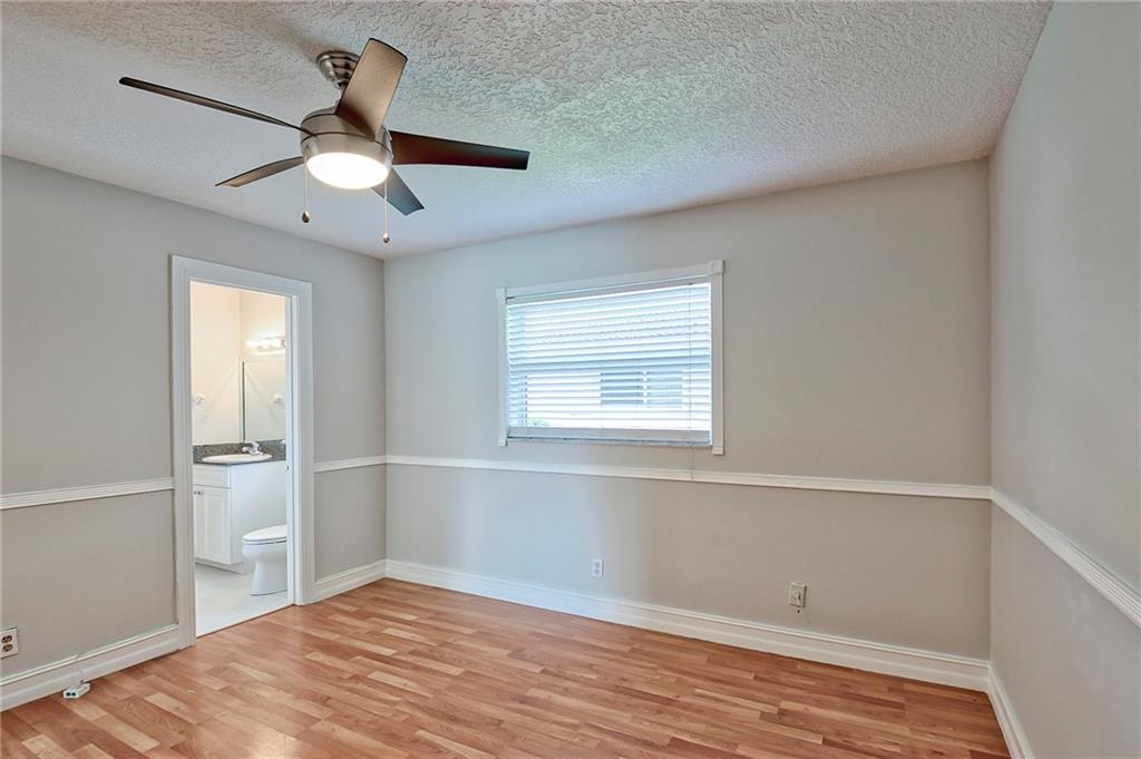 RAMBLEWOOD - Residential