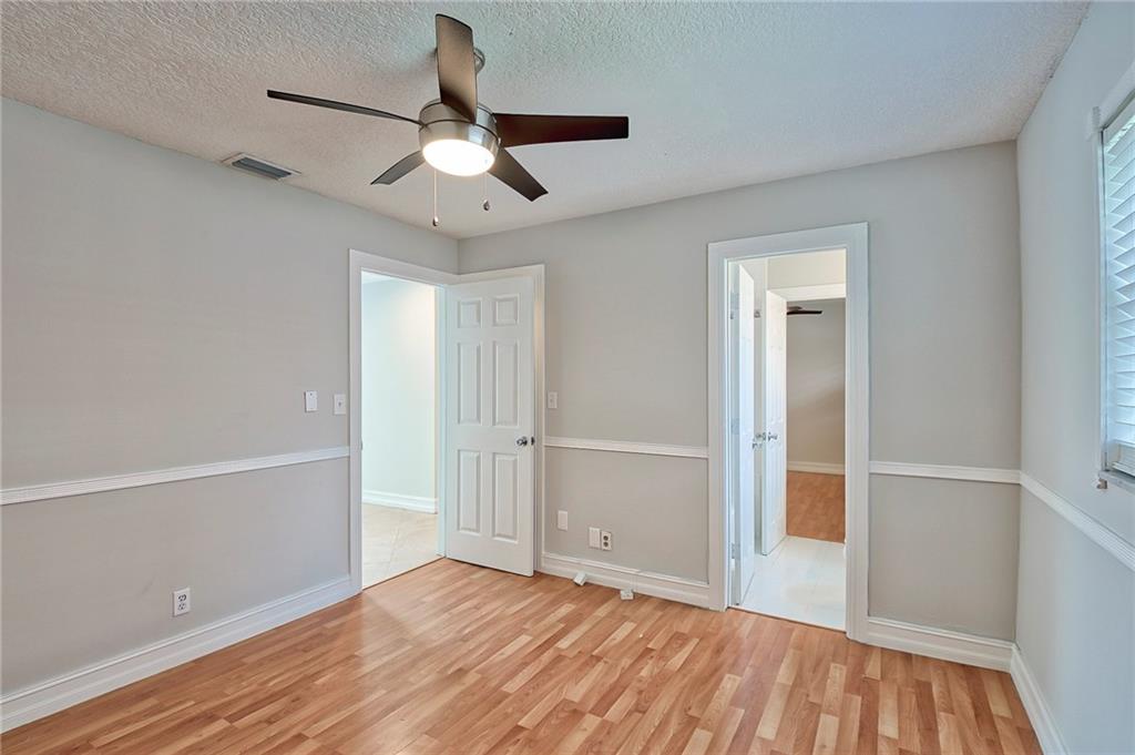 RAMBLEWOOD - Residential