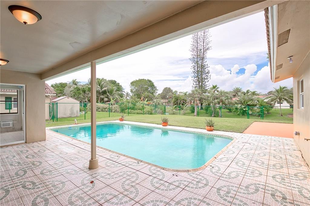 RAMBLEWOOD - Residential