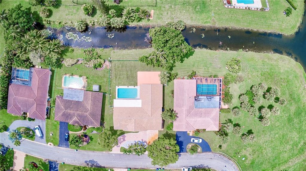 RAMBLEWOOD - Residential