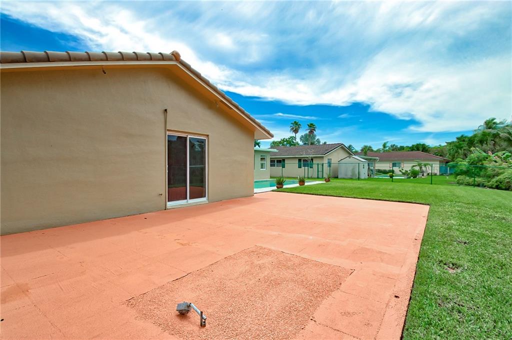 RAMBLEWOOD - Residential