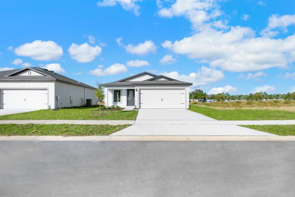 Photo of 8436 100th Court, Vero Beach, FL 32967 (MLS # F10545916)