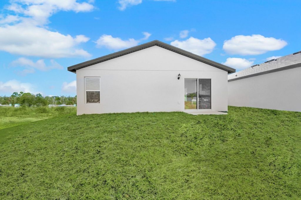 Photo of 8436 100th Court, Vero Beach, FL 32967 (MLS # F10545916)