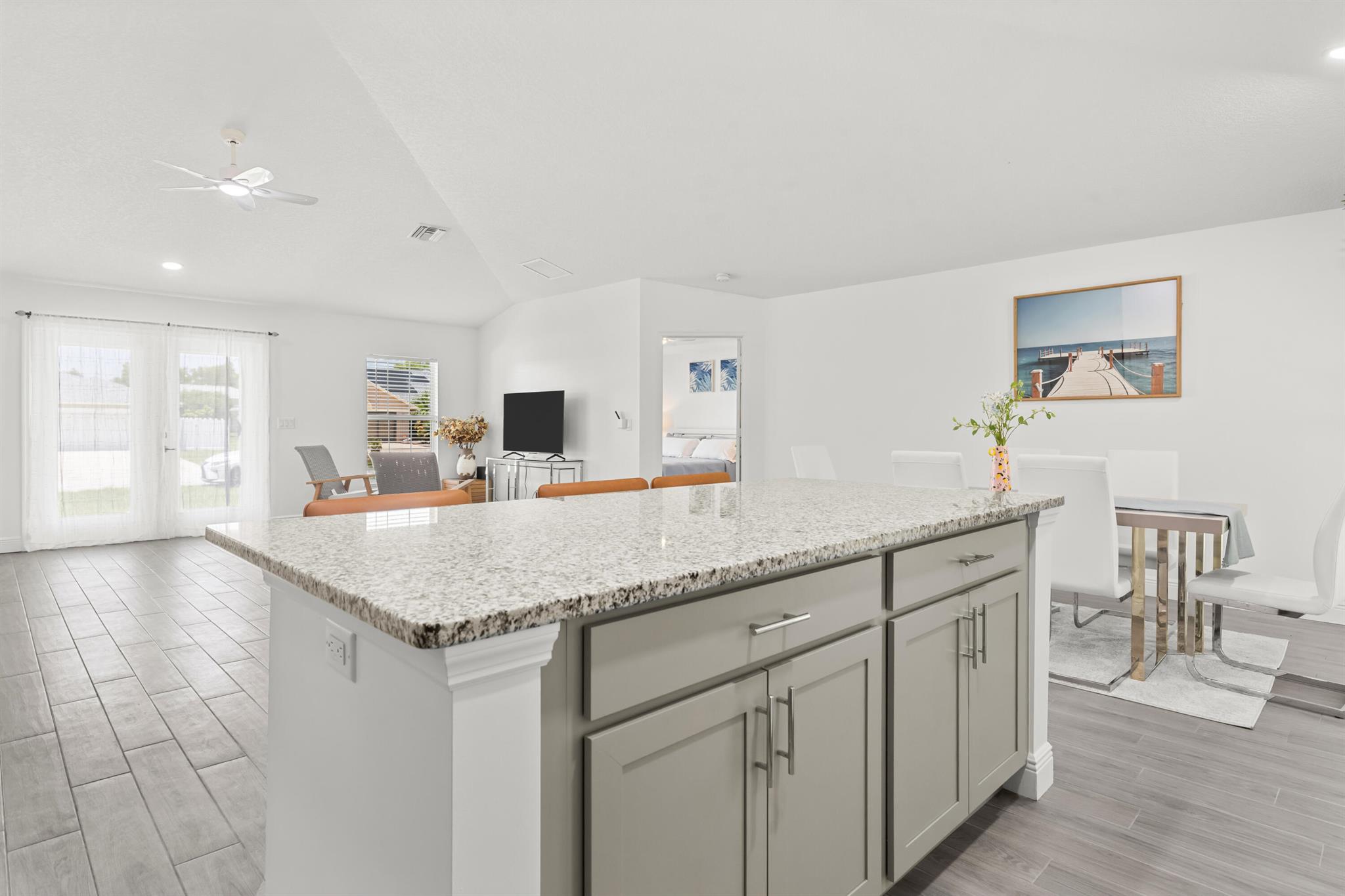 PORT ST LUCIE SECTION 46 - Residential Lease