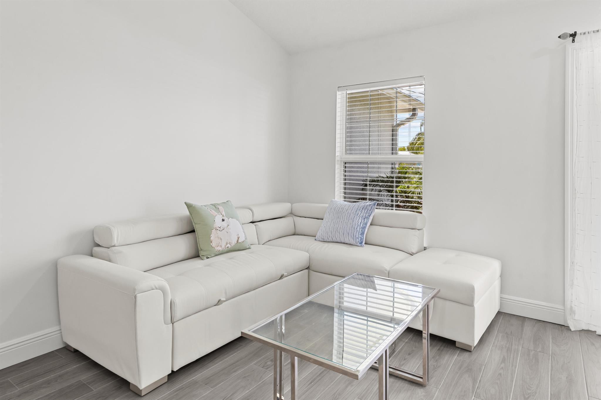 PORT ST LUCIE SECTION 46 - Residential Lease