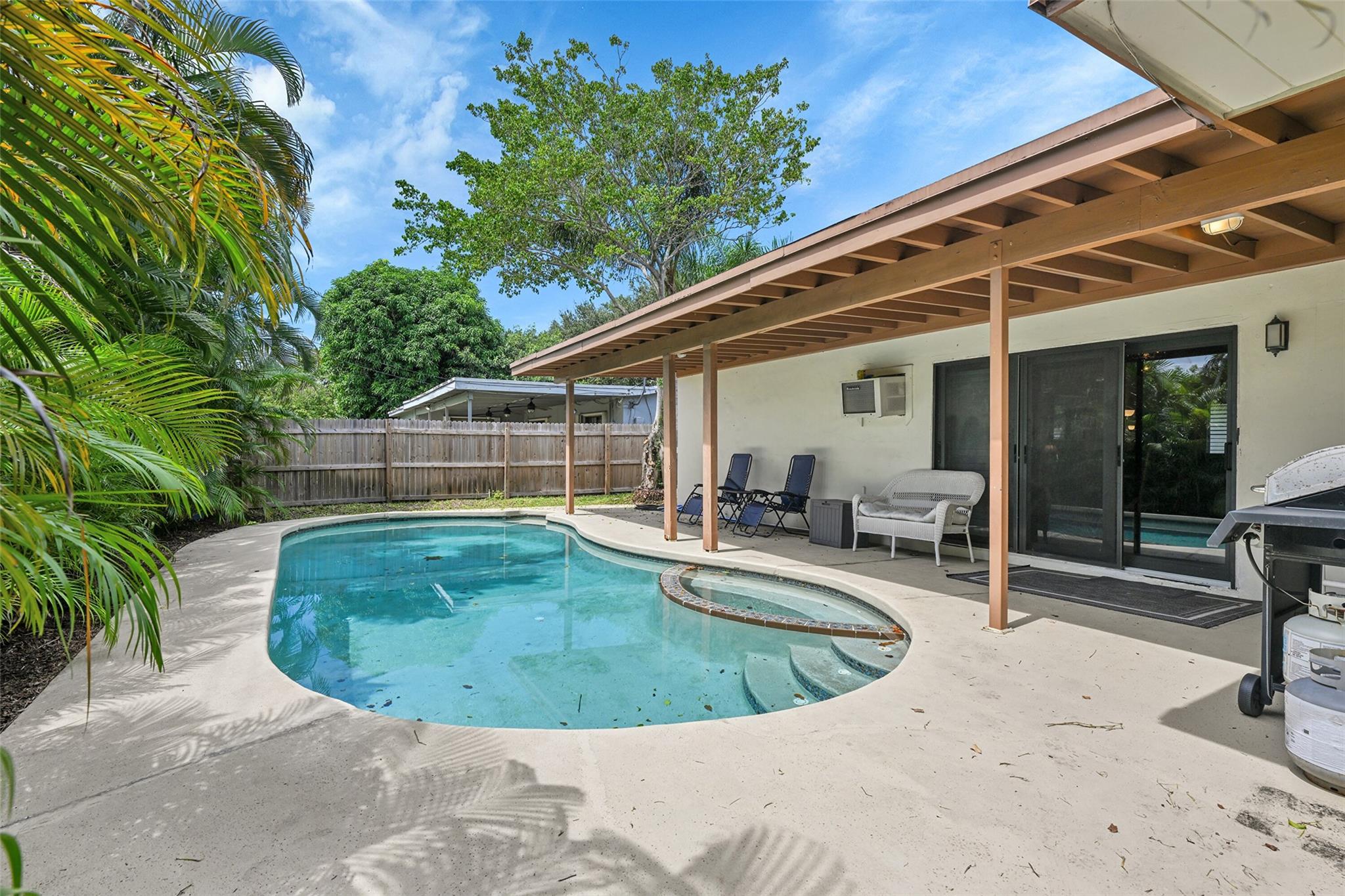 Deerfield Ridge Sec 1 38- - Residential