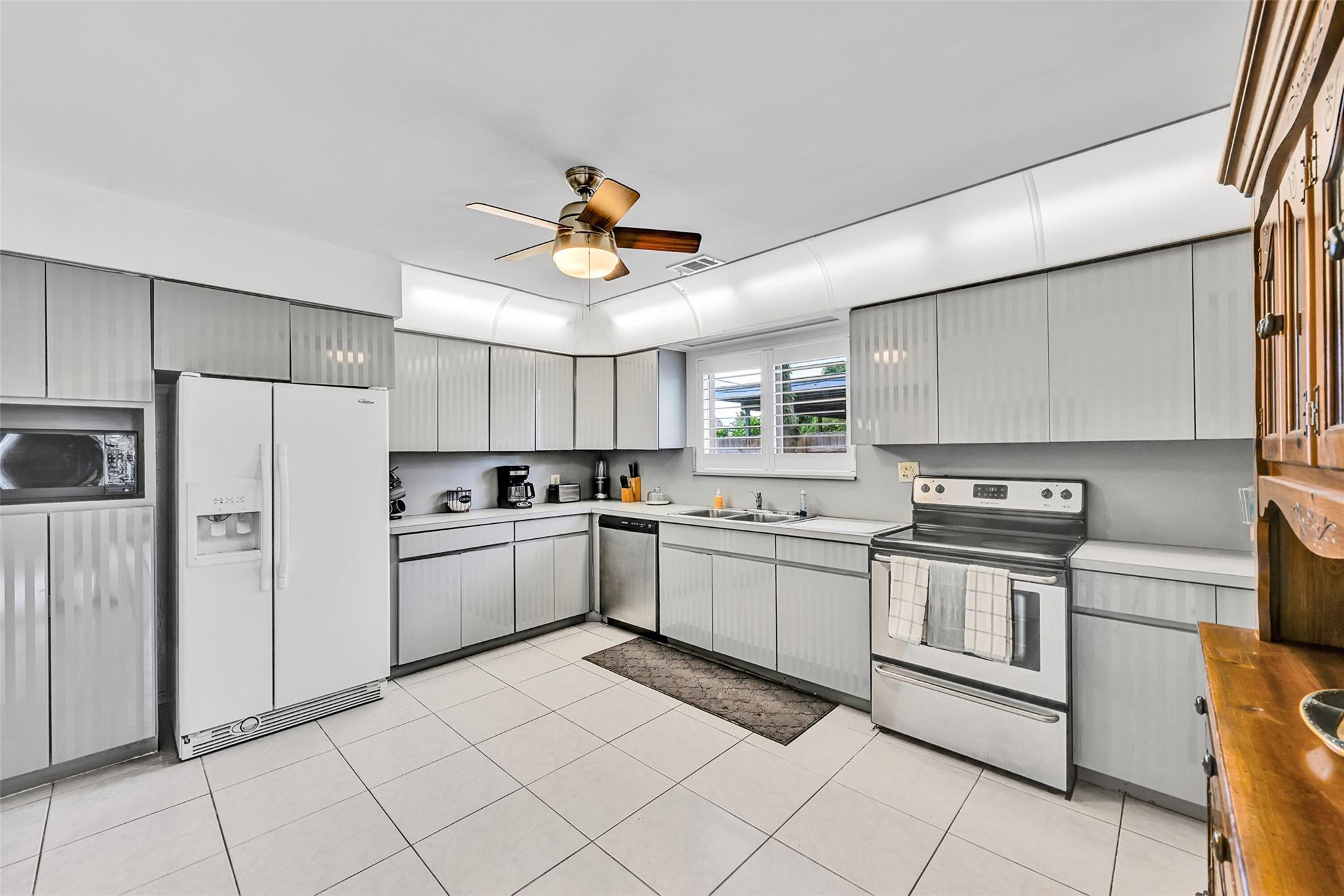 Deerfield Ridge Sec 1 38- - Residential