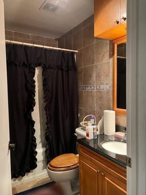 Cove At Briar Bay Condo - Residential Lease