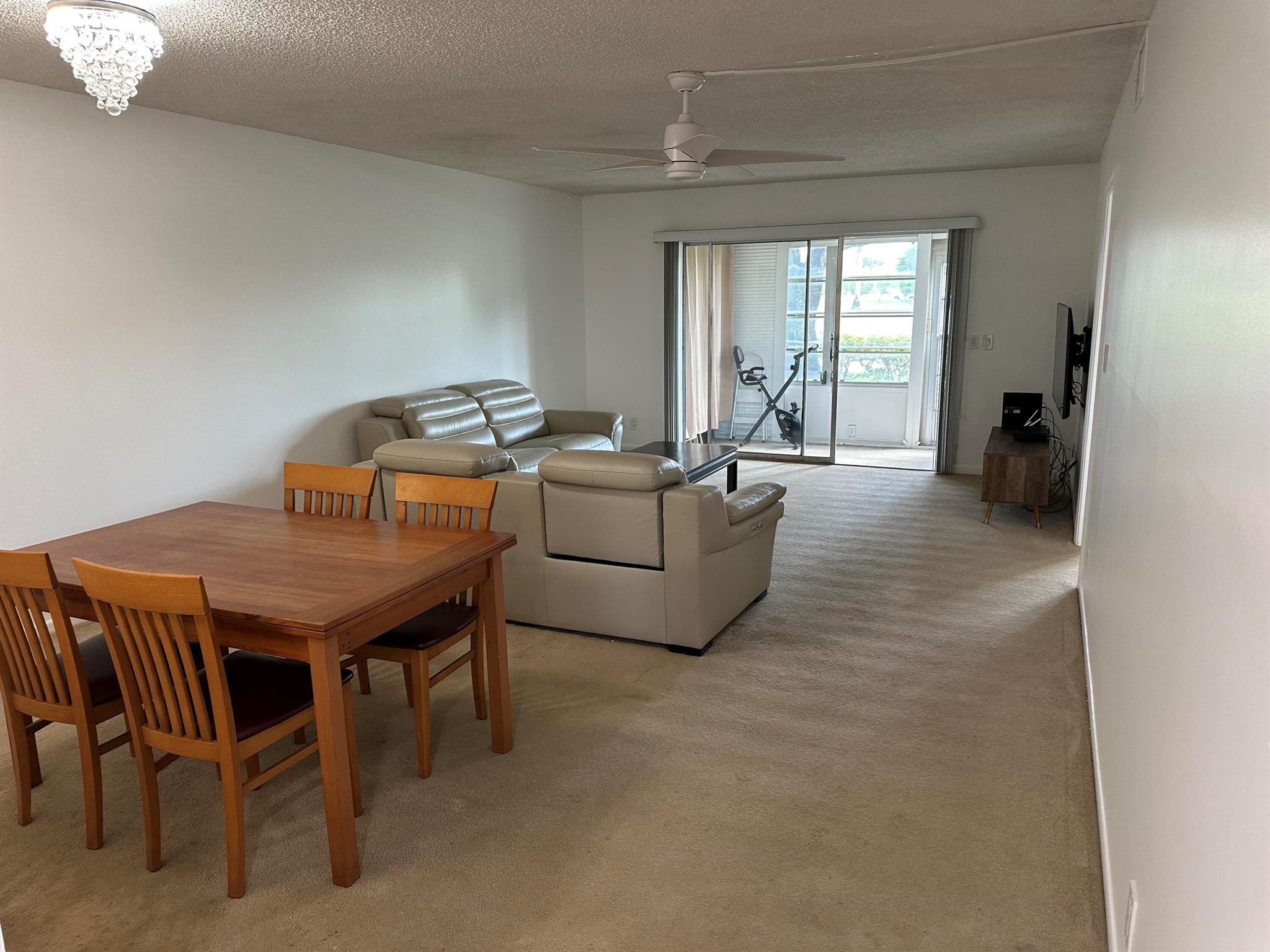 CAMBRIDGE AT CENTURY - Residential Lease