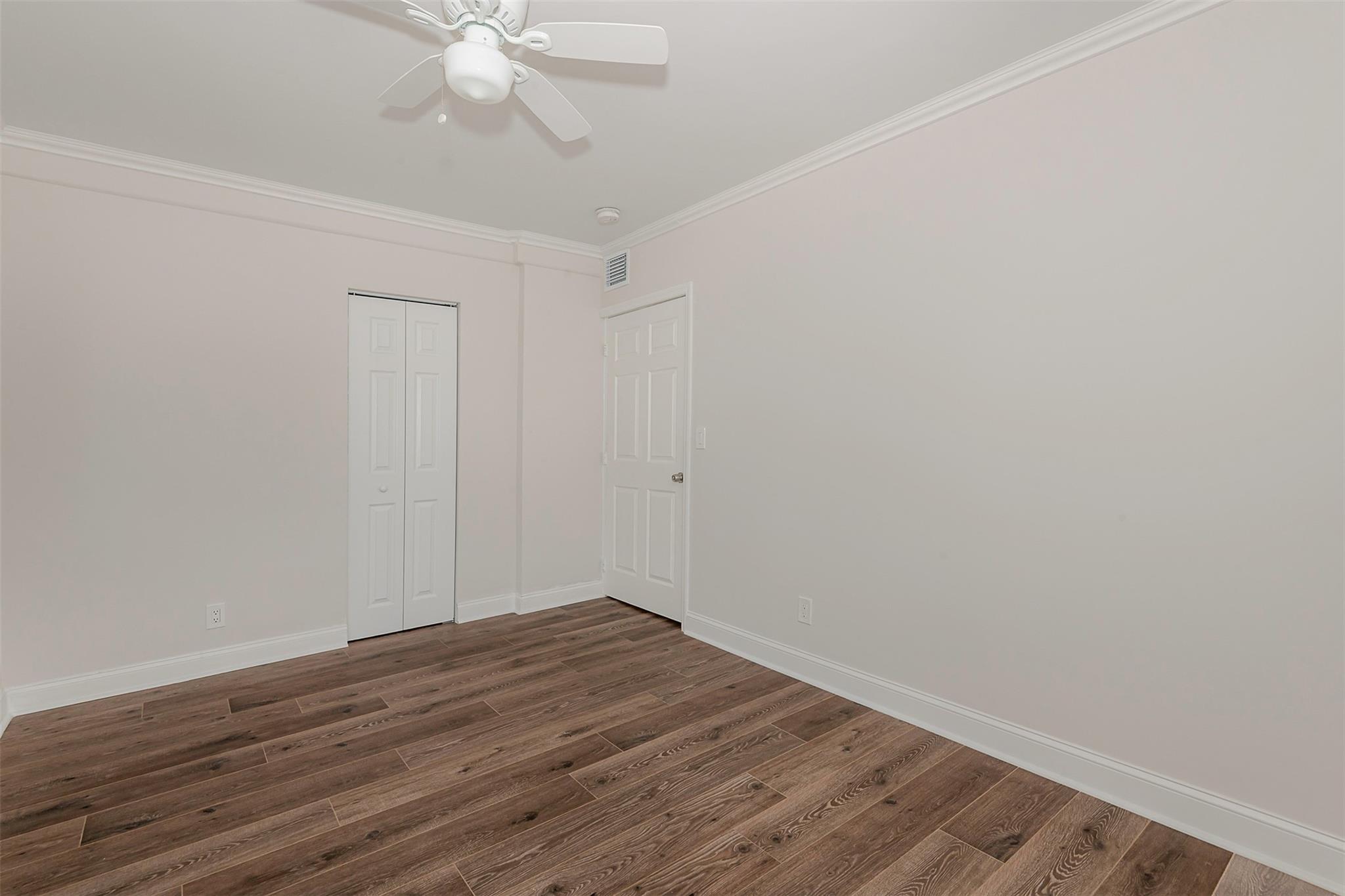 LAUDERDALE - Residential Income