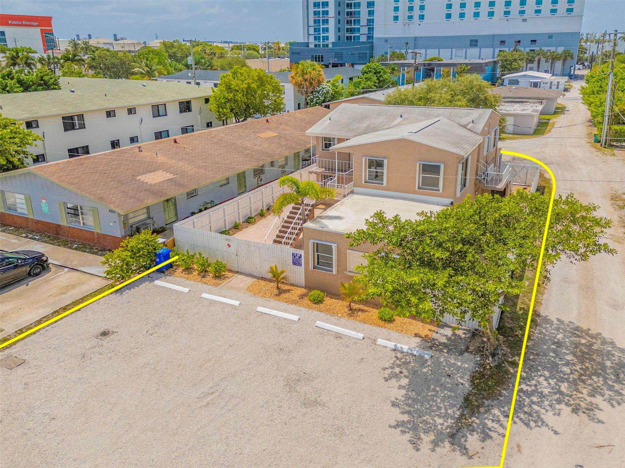 LAUDERDALE - Residential Income