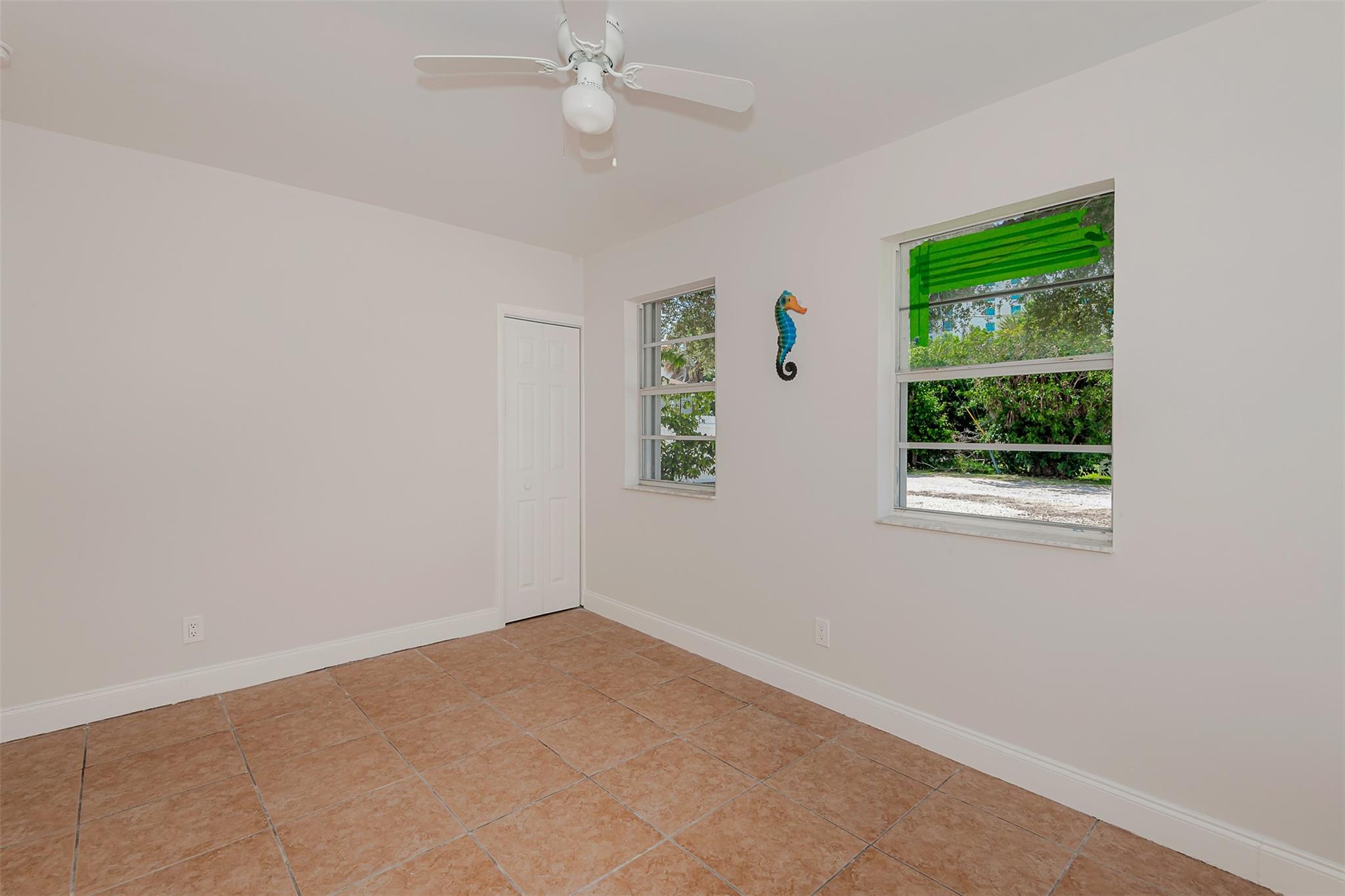 LAUDERDALE - Residential Income