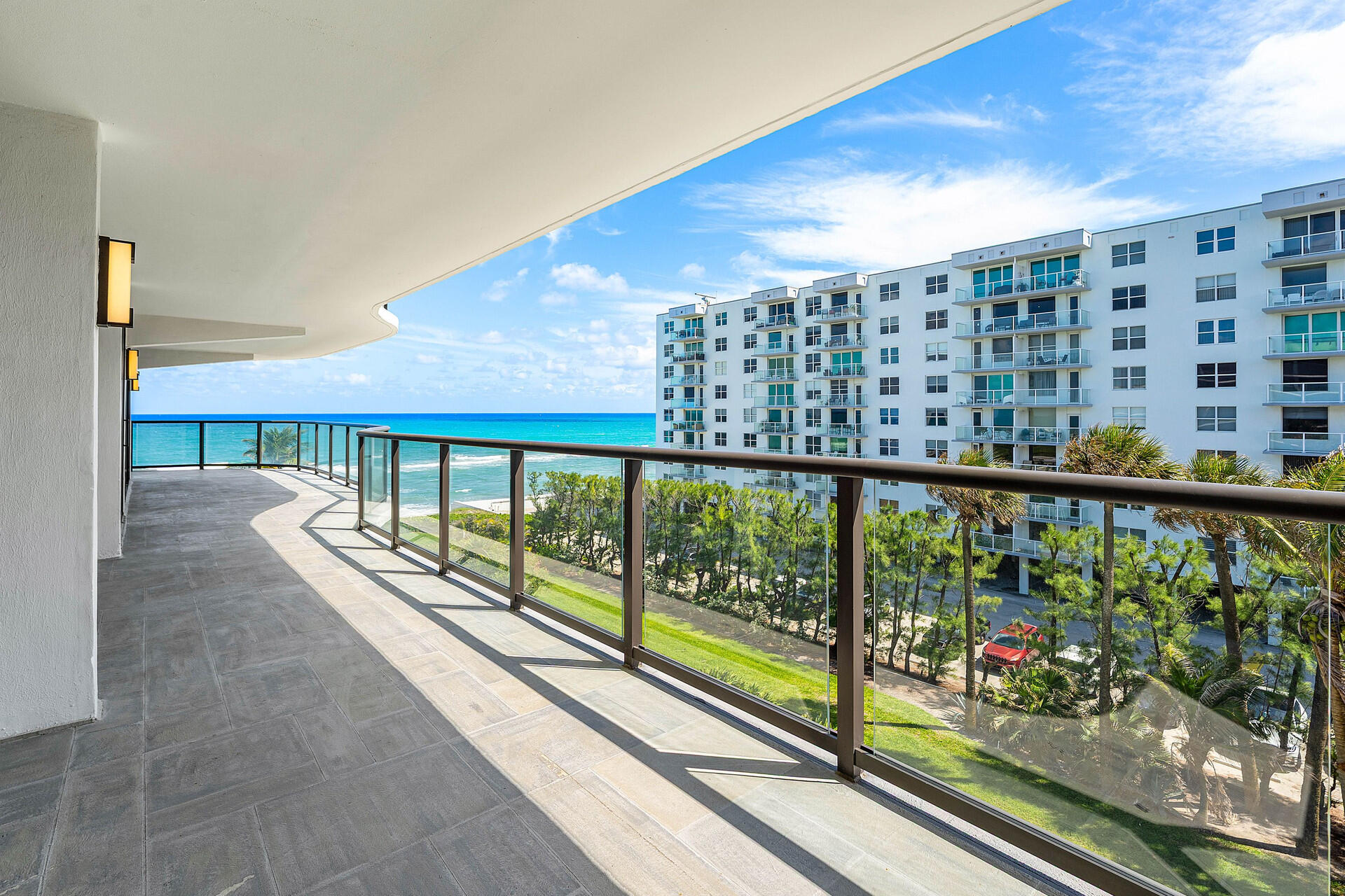 HALCYON OF PALM BEACH - Residential