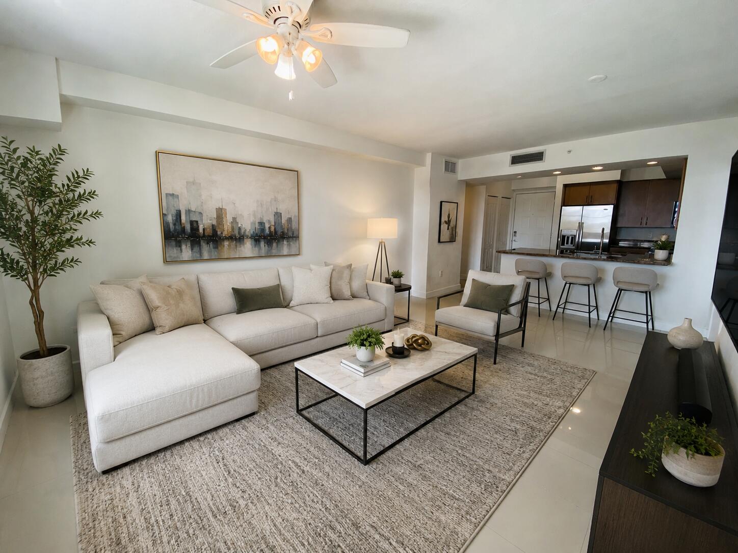 Radius Condo - Residential