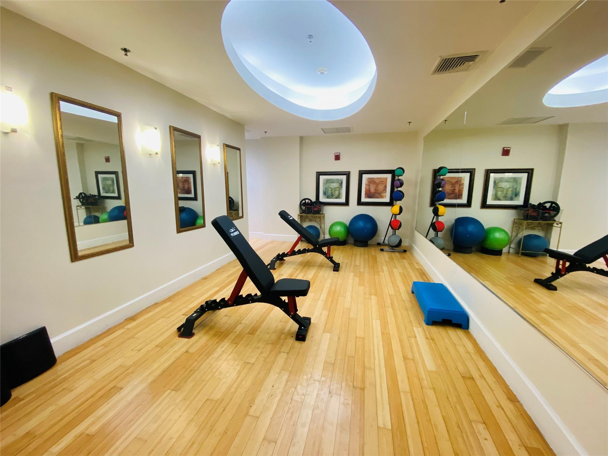Radius Condo - Residential