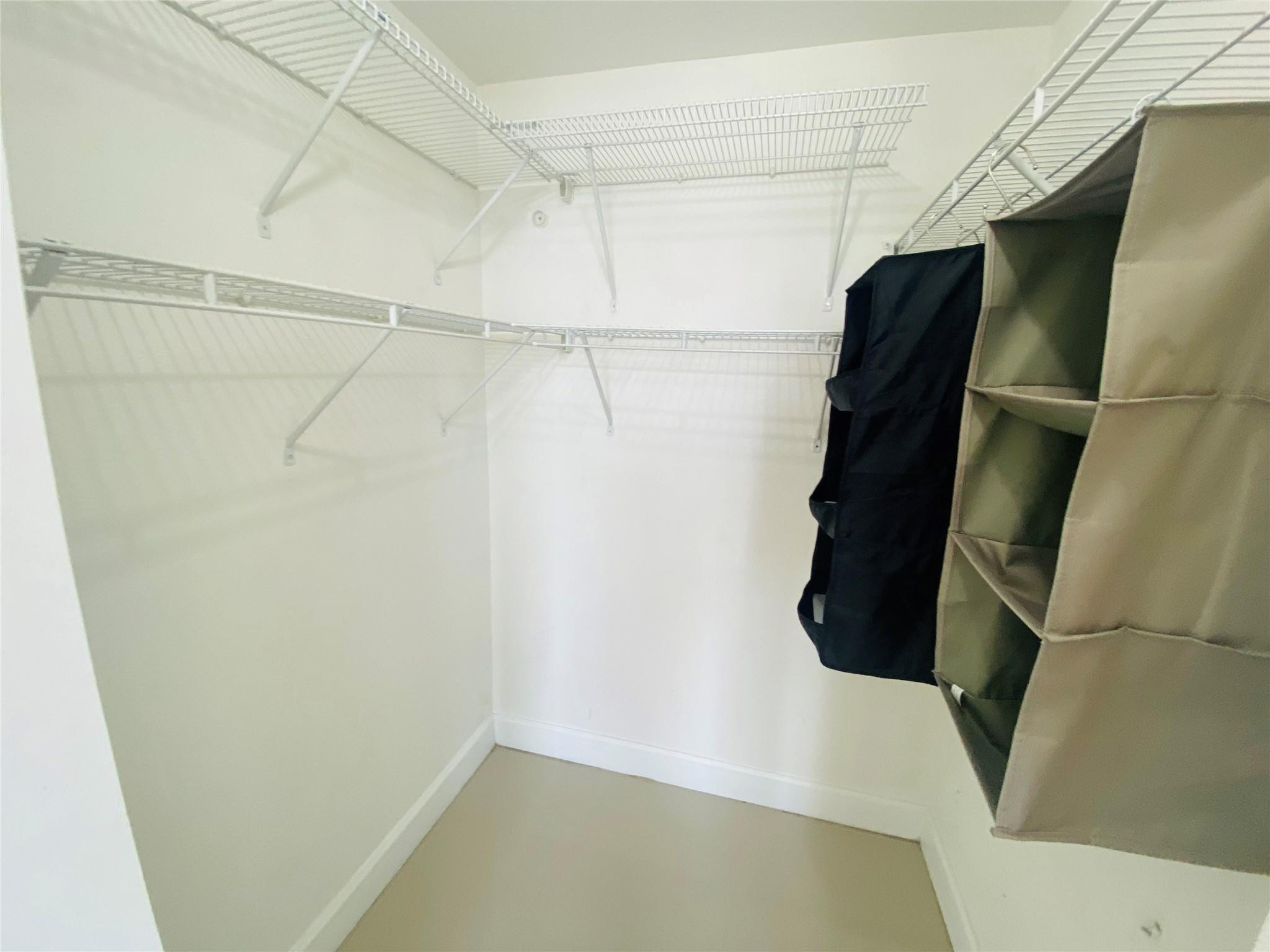 Radius Condo - Residential