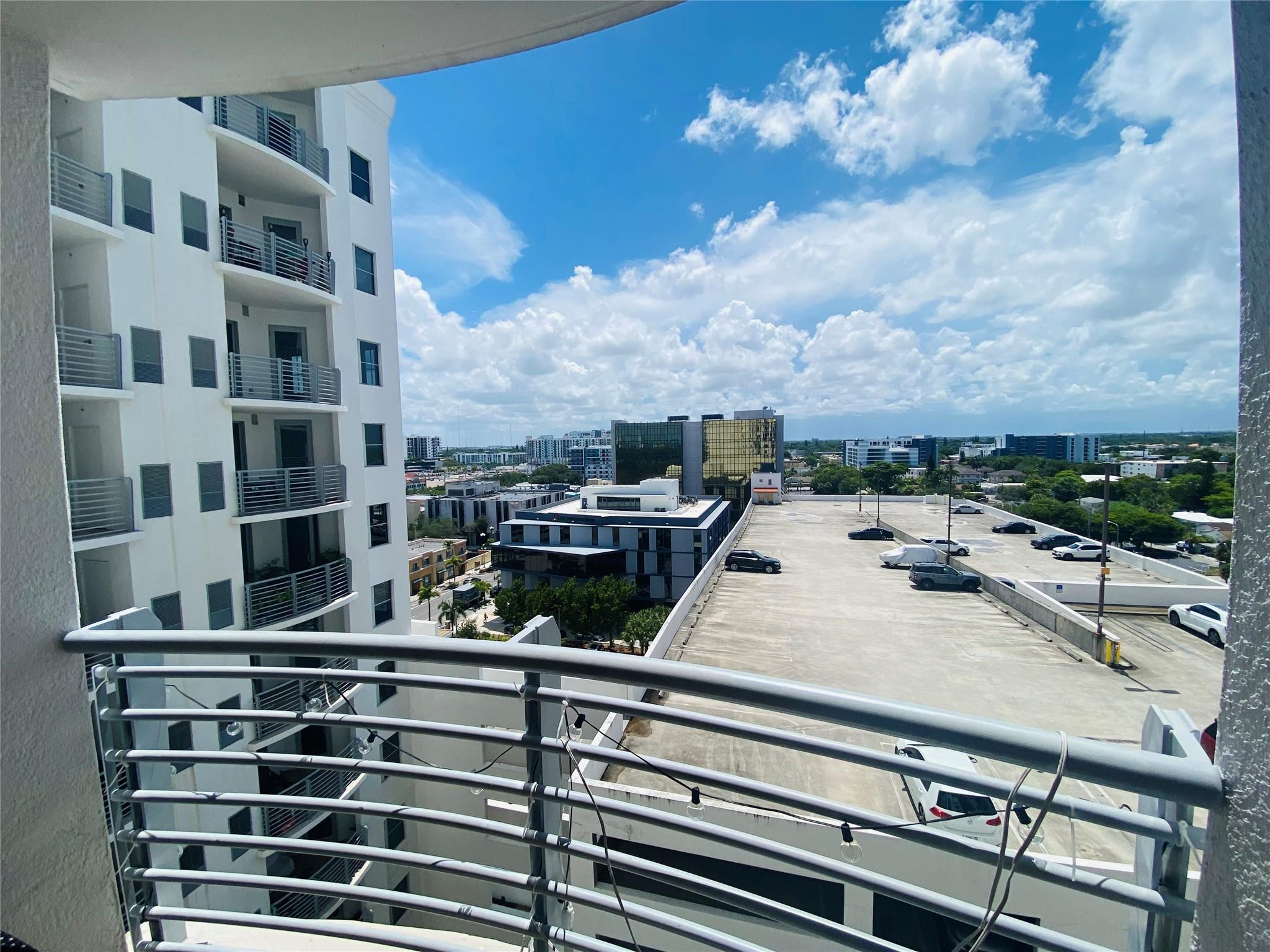 Radius Condo - Residential